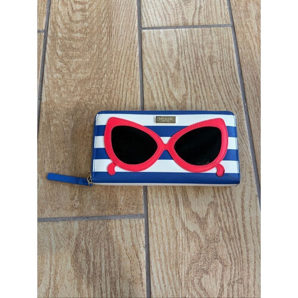 Kate Spade Make a Splash Neda Wallet Blue Stripe Sunglasses Zip Around Clutch